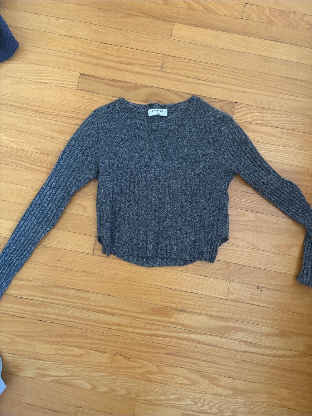 Aritzia Heather Gray Ribbed Cropped Crewneck Sweater